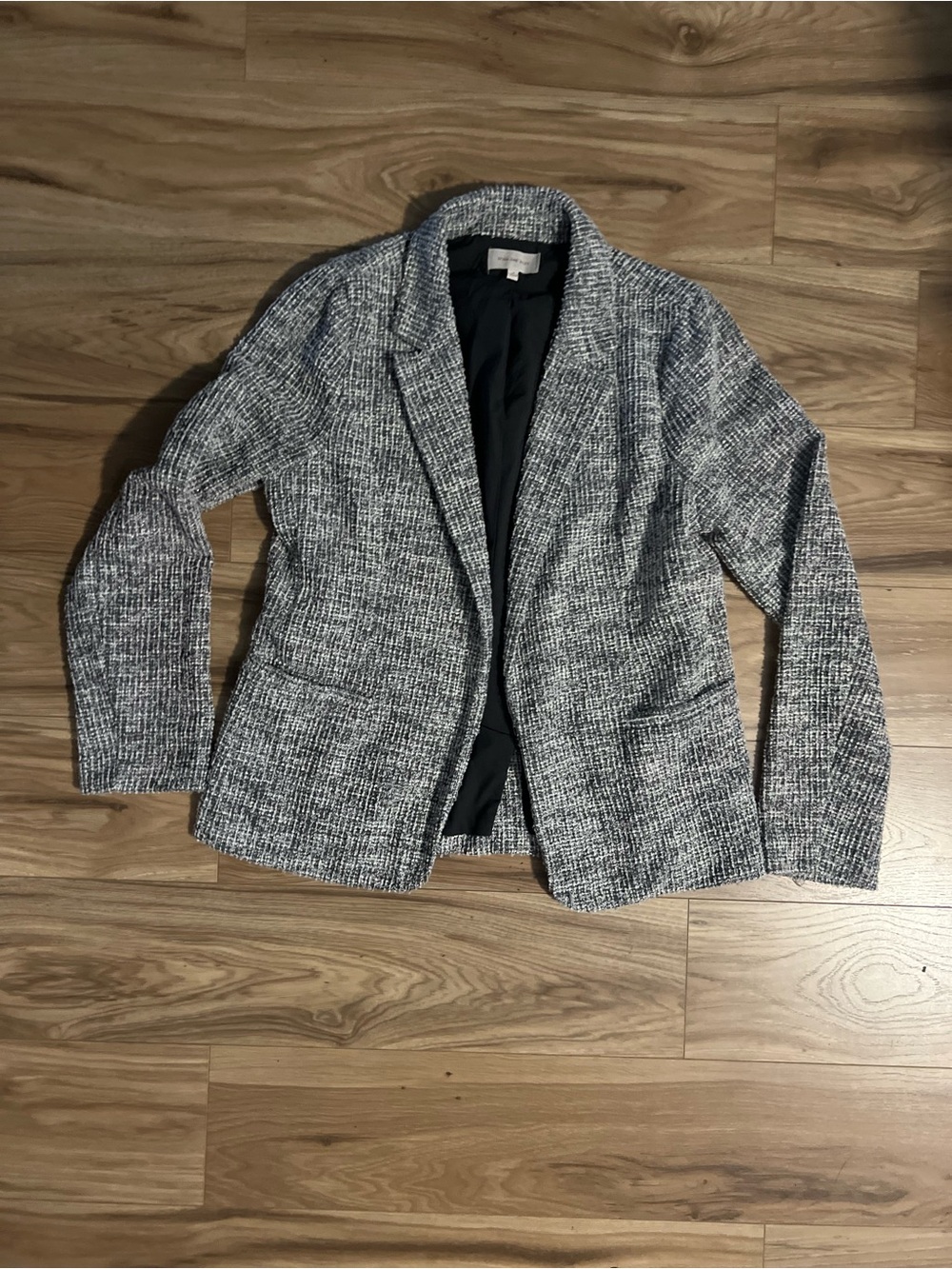 Skies Are Blue Nauriela Gray Textured Knit Open Blazer